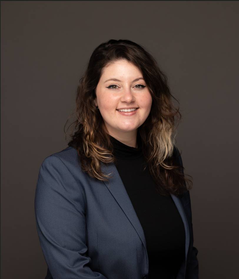 Headshot of Lauren Glynn